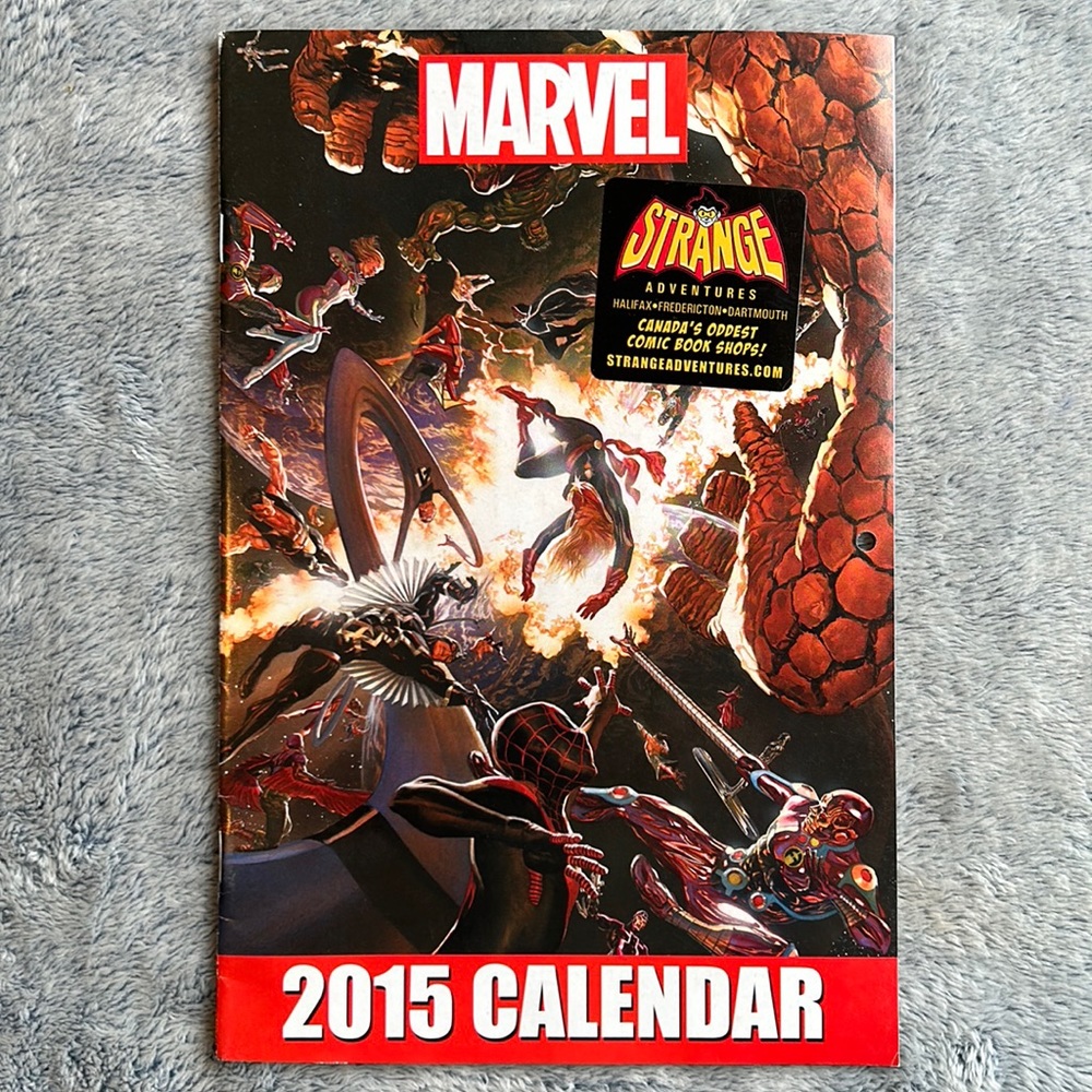 MARVEL💫 2015 Comic Book Calendar Collectable